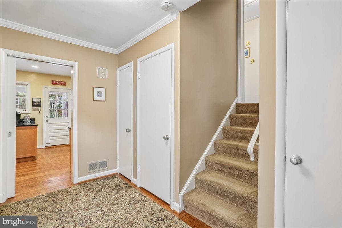 3612 Littledale Road photo 9