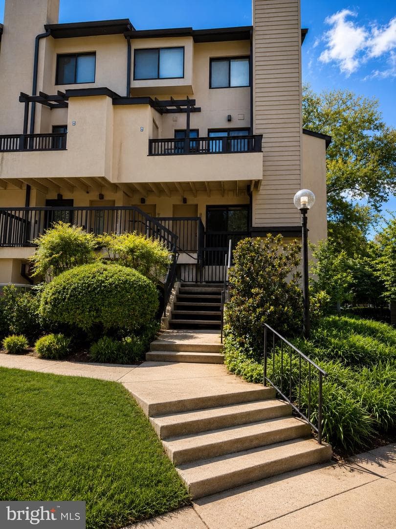 9836 Hellingly Place #106, Montgomery Village