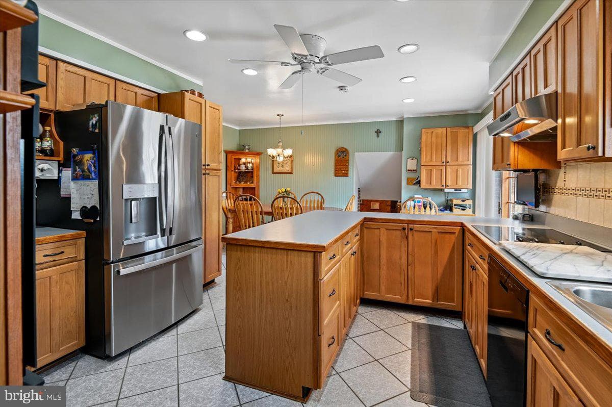 705 Marshall Manor Drive photo 6