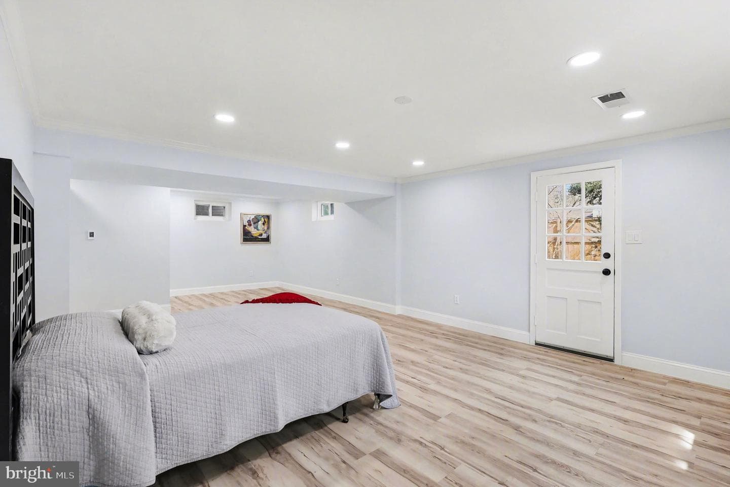 9414 Wadsworth Drive photo 29