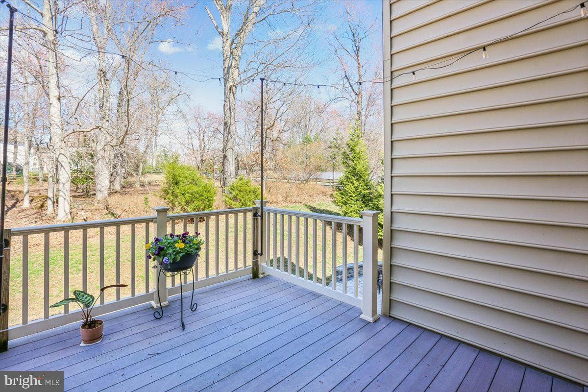 108 Samuel Manor Court photo 26