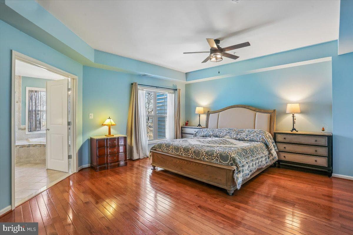 108 Samuel Manor Court photo 34