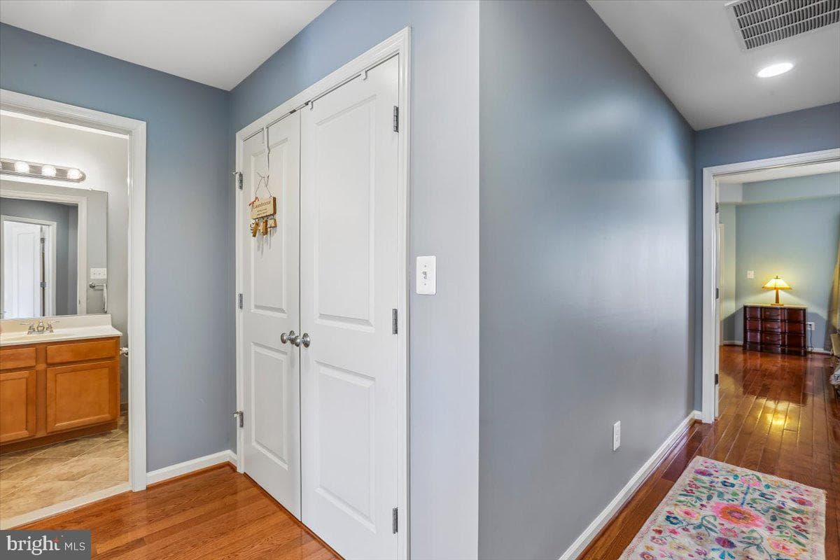 108 Samuel Manor Court photo 47