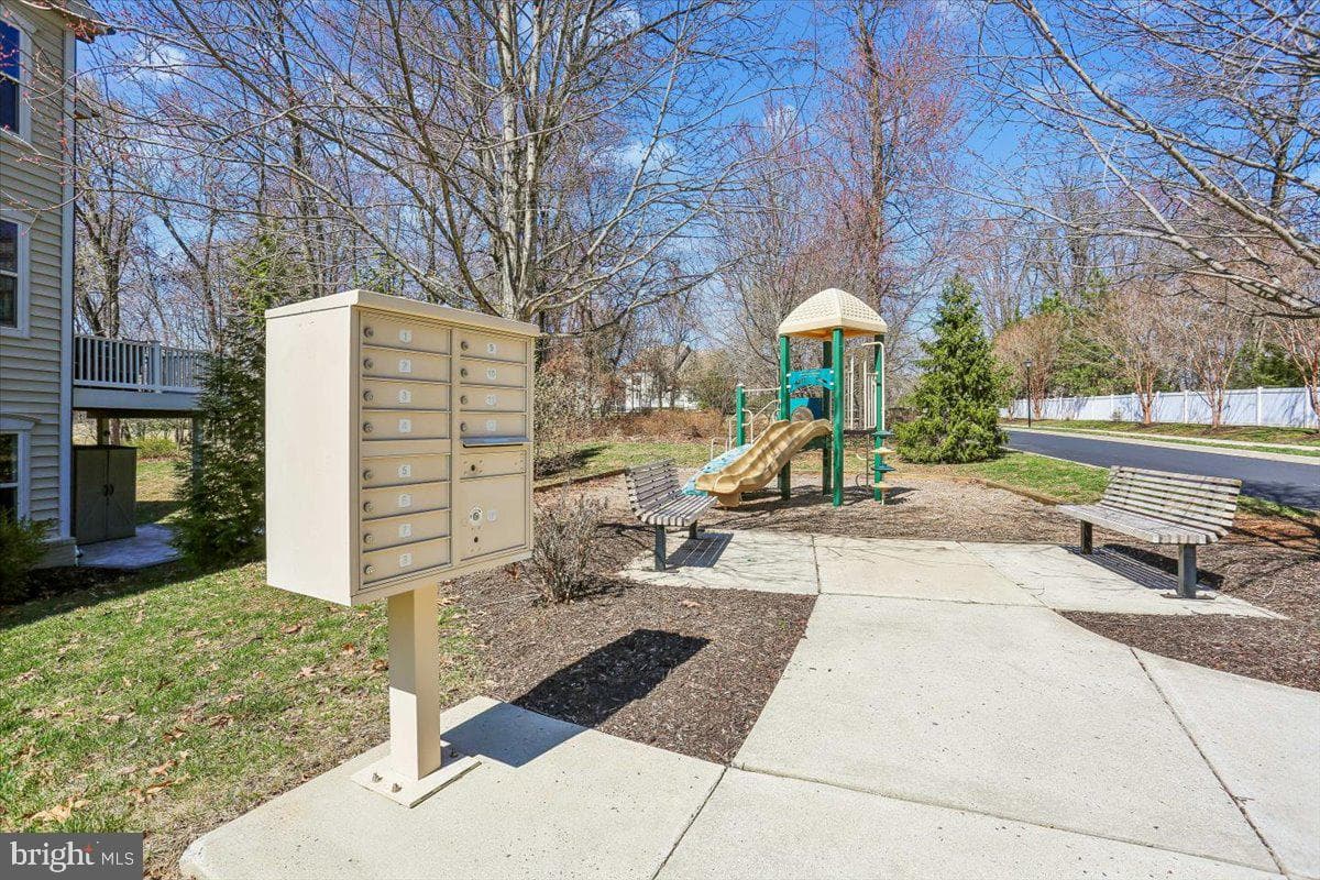 108 Samuel Manor Court photo 66