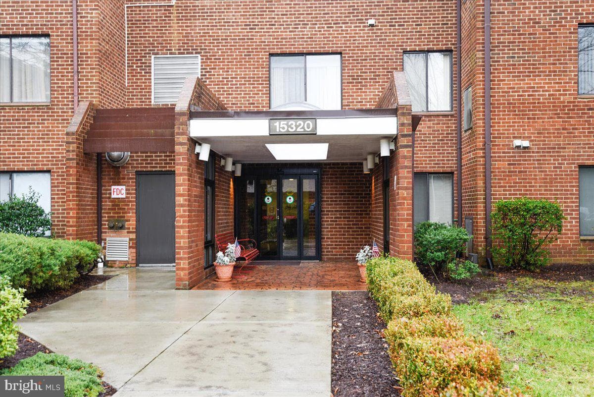 15320 Pine Orchard Drive #83-1f, Silver Spring