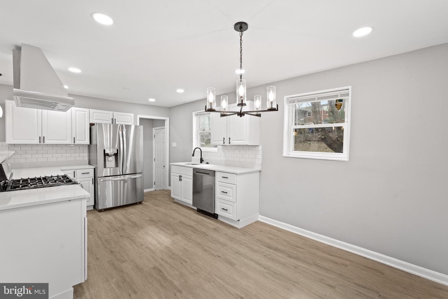 4718 Boiling Brook Parkway photo 10