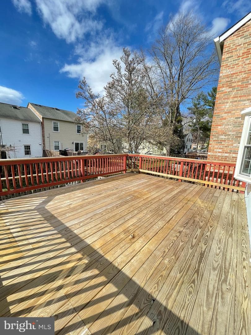 27 Chantilly Court photo 12