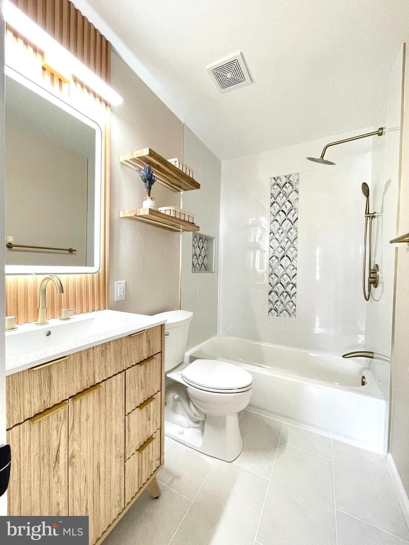 27 Chantilly Court photo 19