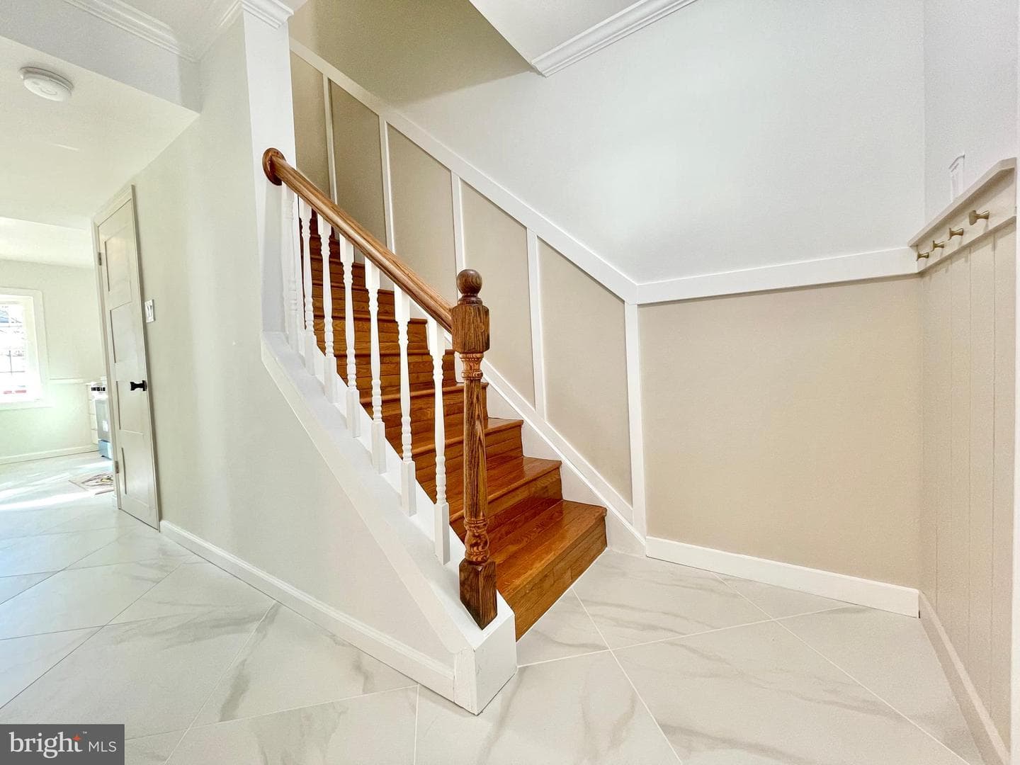 27 Chantilly Court photo 3