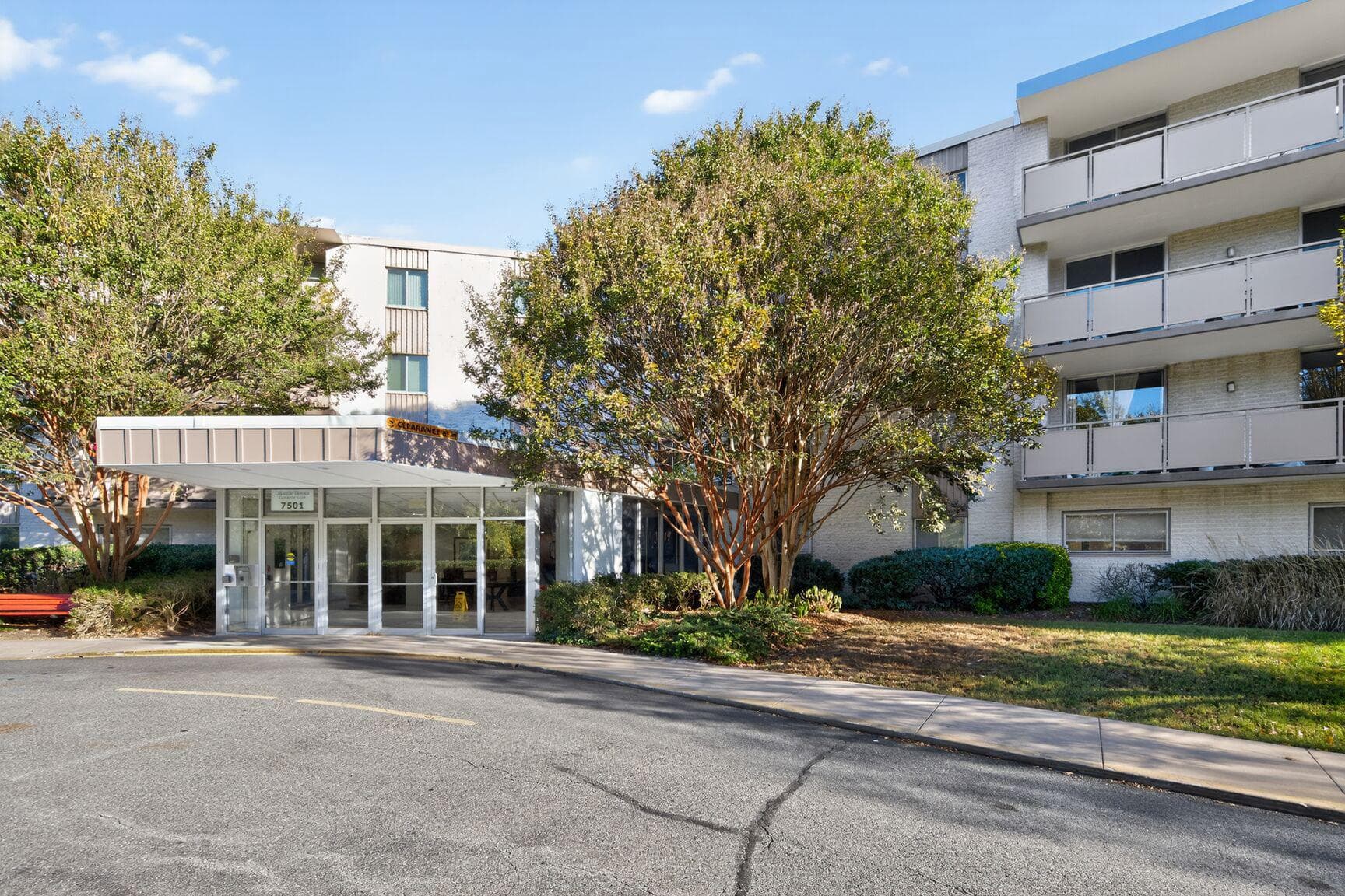 7501 Democracy Boulevard #421 photo 2