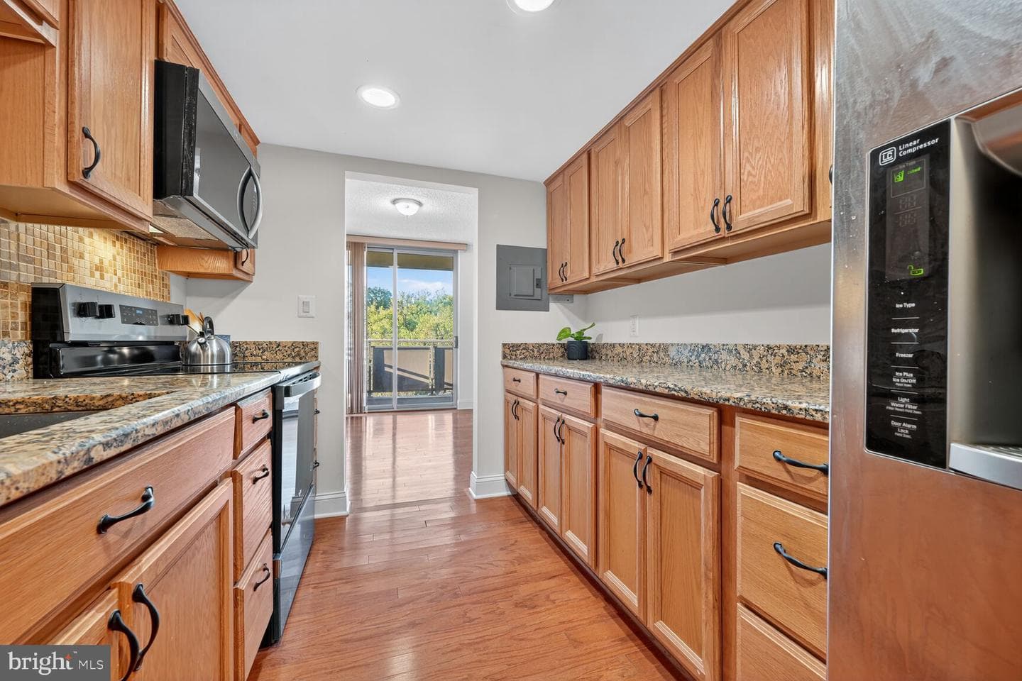 7501 Democracy Boulevard #421 photo 6