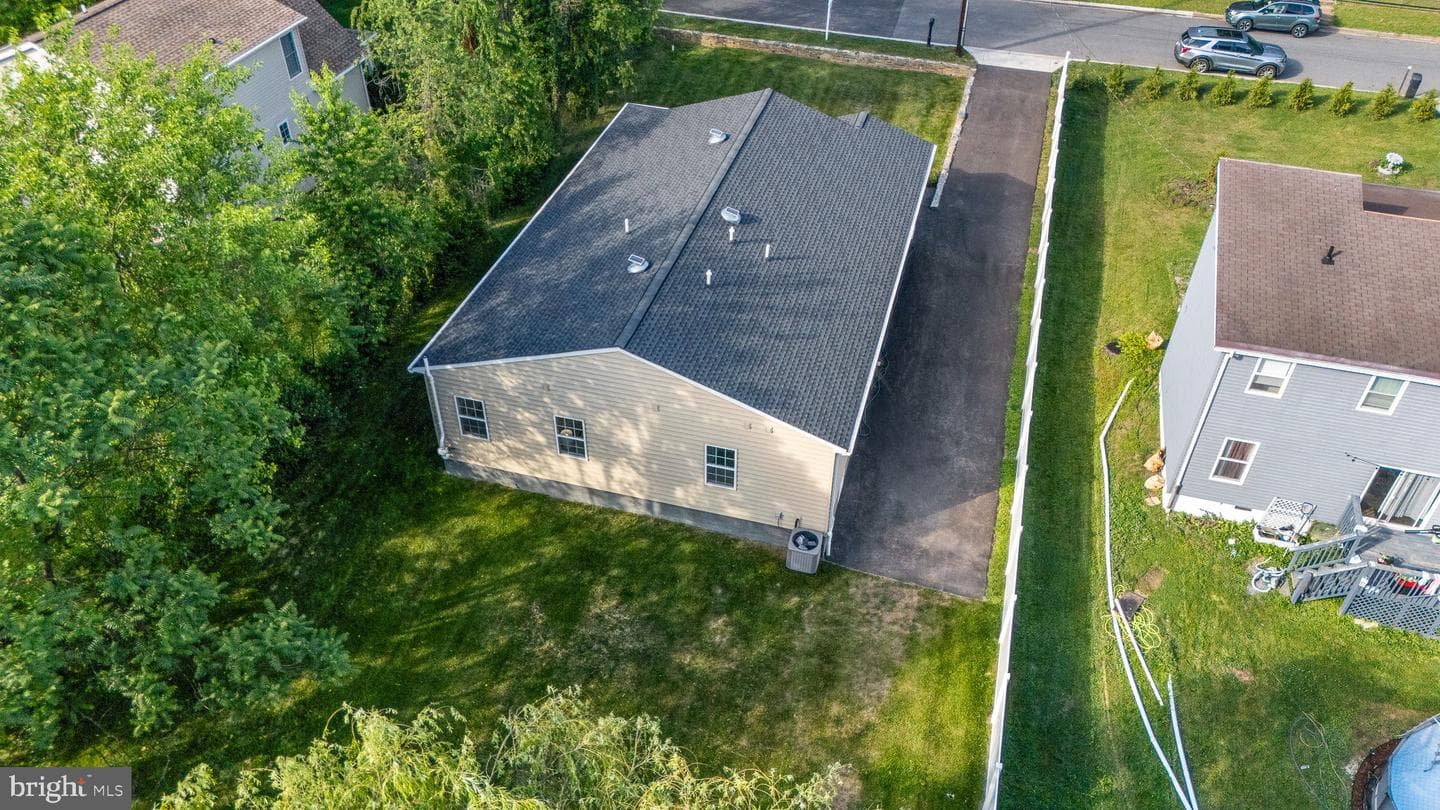 434 Gaither Street photo 45