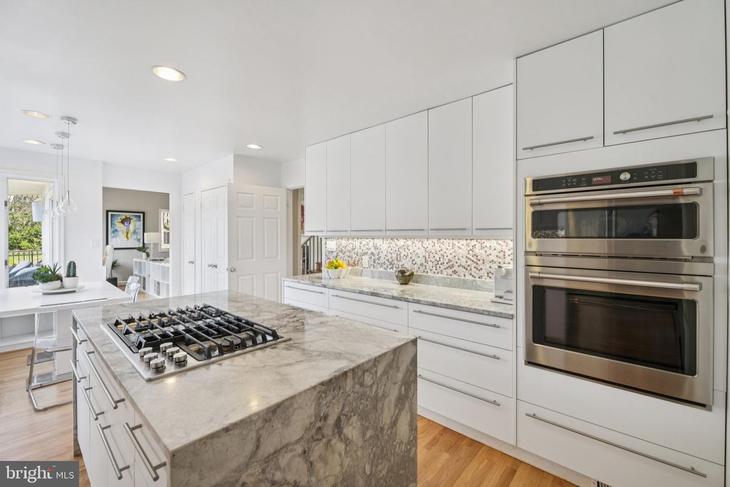 5625 Lamar photo 12