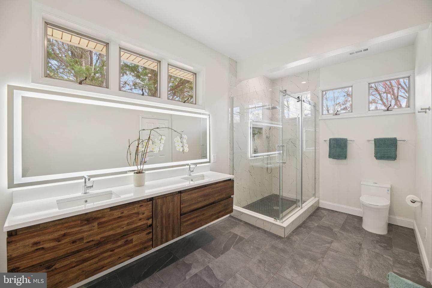 5625 Lamar photo 30