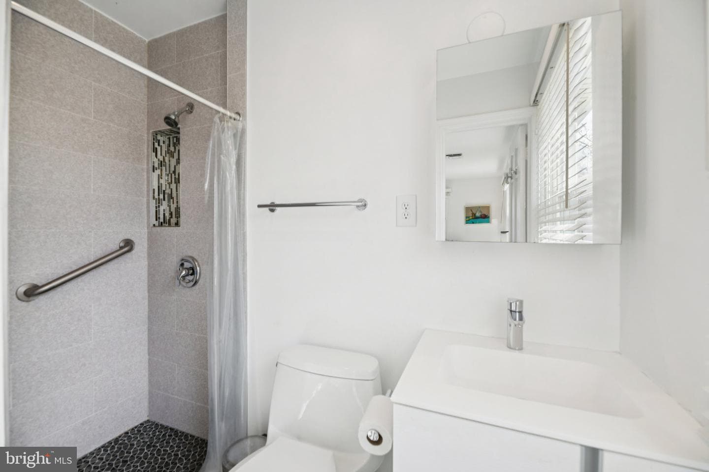 5625 Lamar photo 37