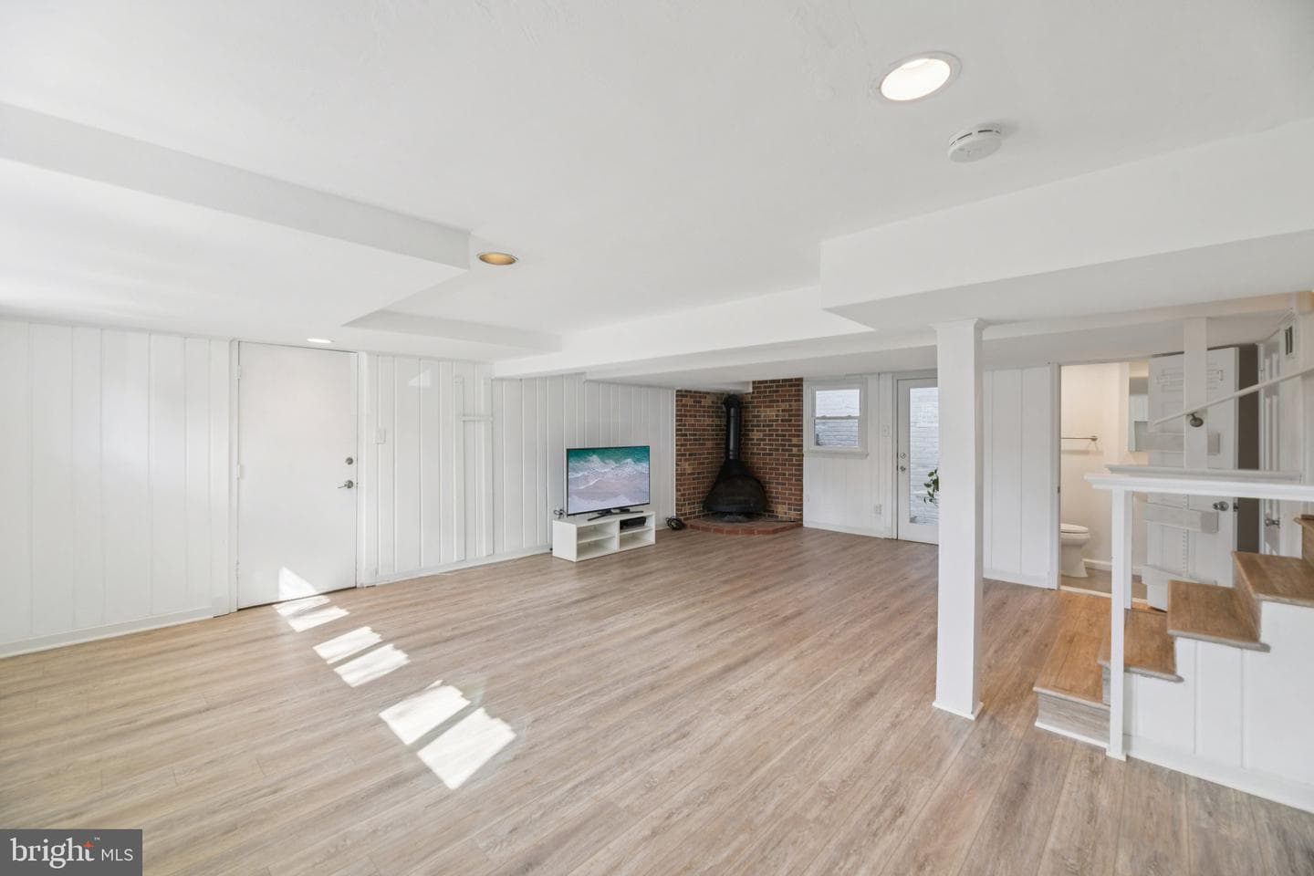 5625 Lamar photo 45