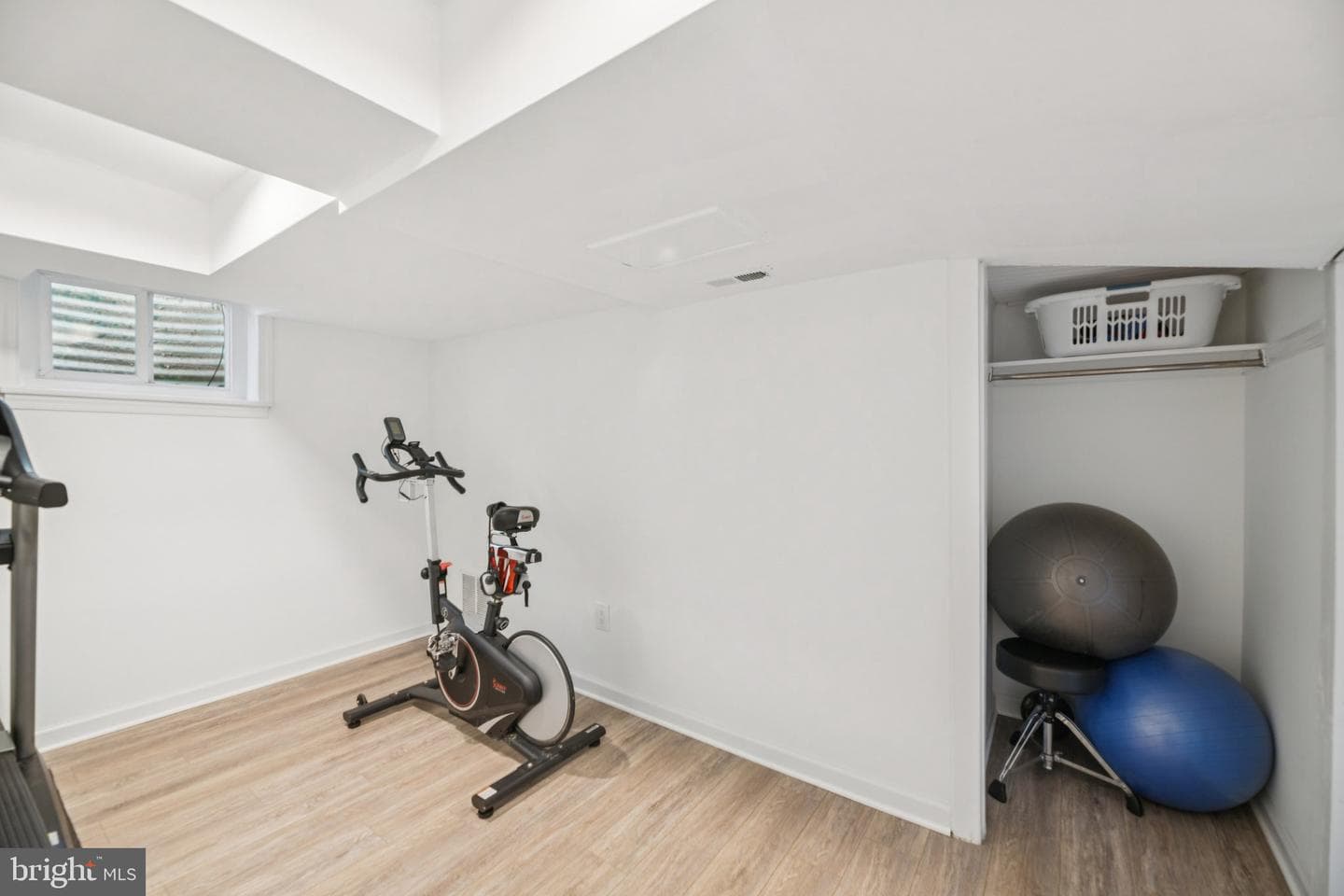 5625 Lamar photo 49