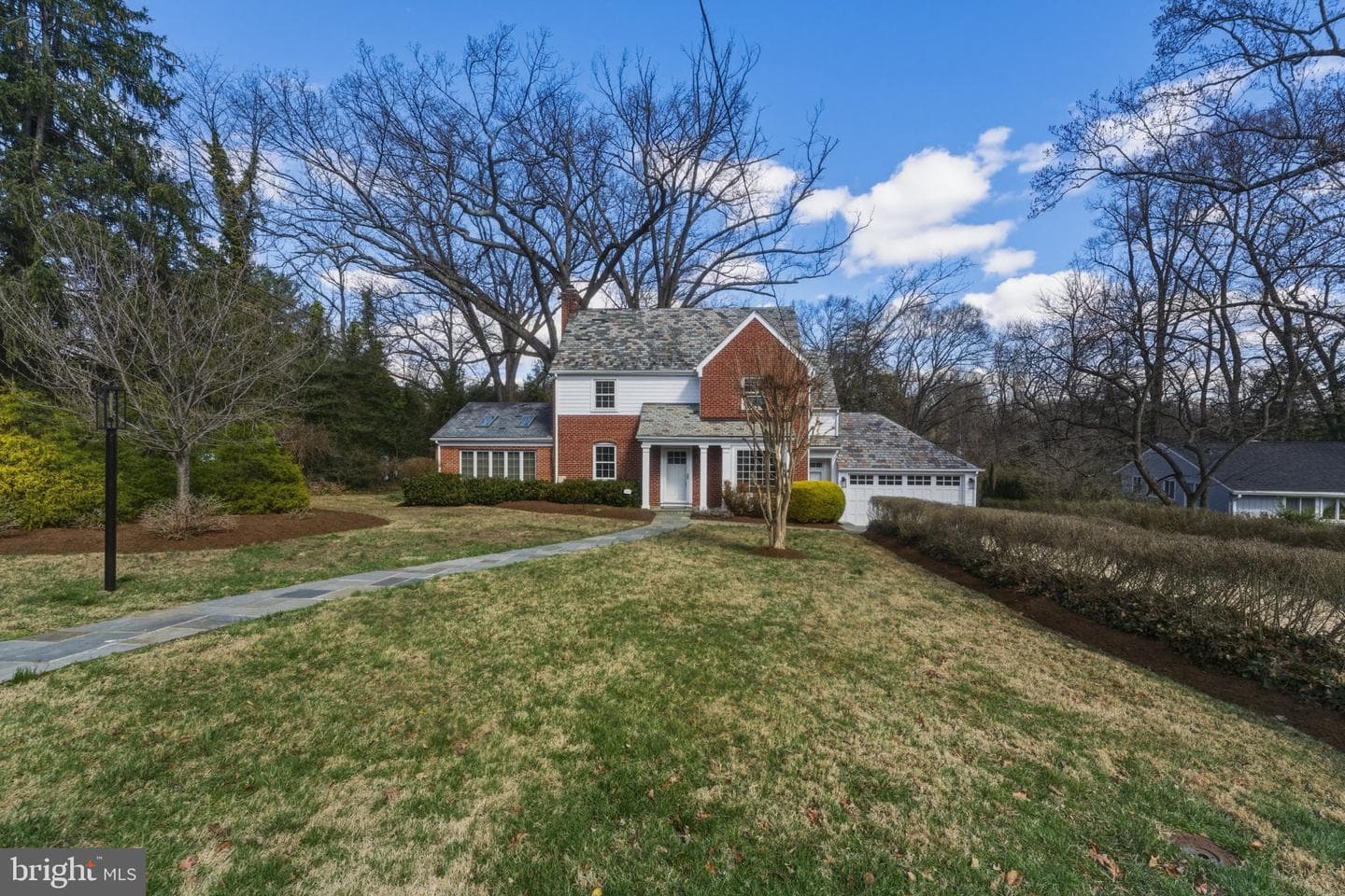 1724 Overlook Drive photo 3