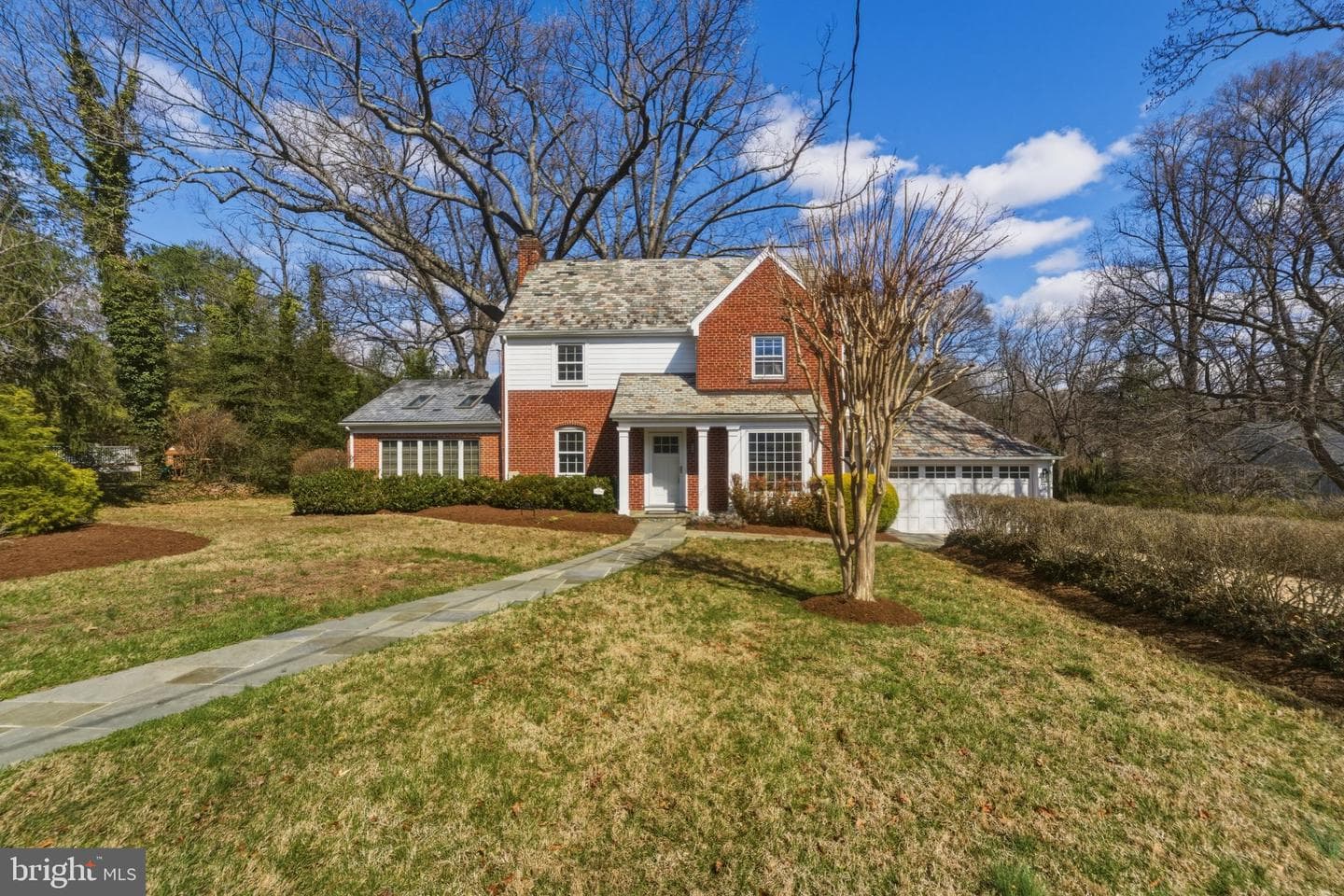 1724 Overlook Drive photo 4