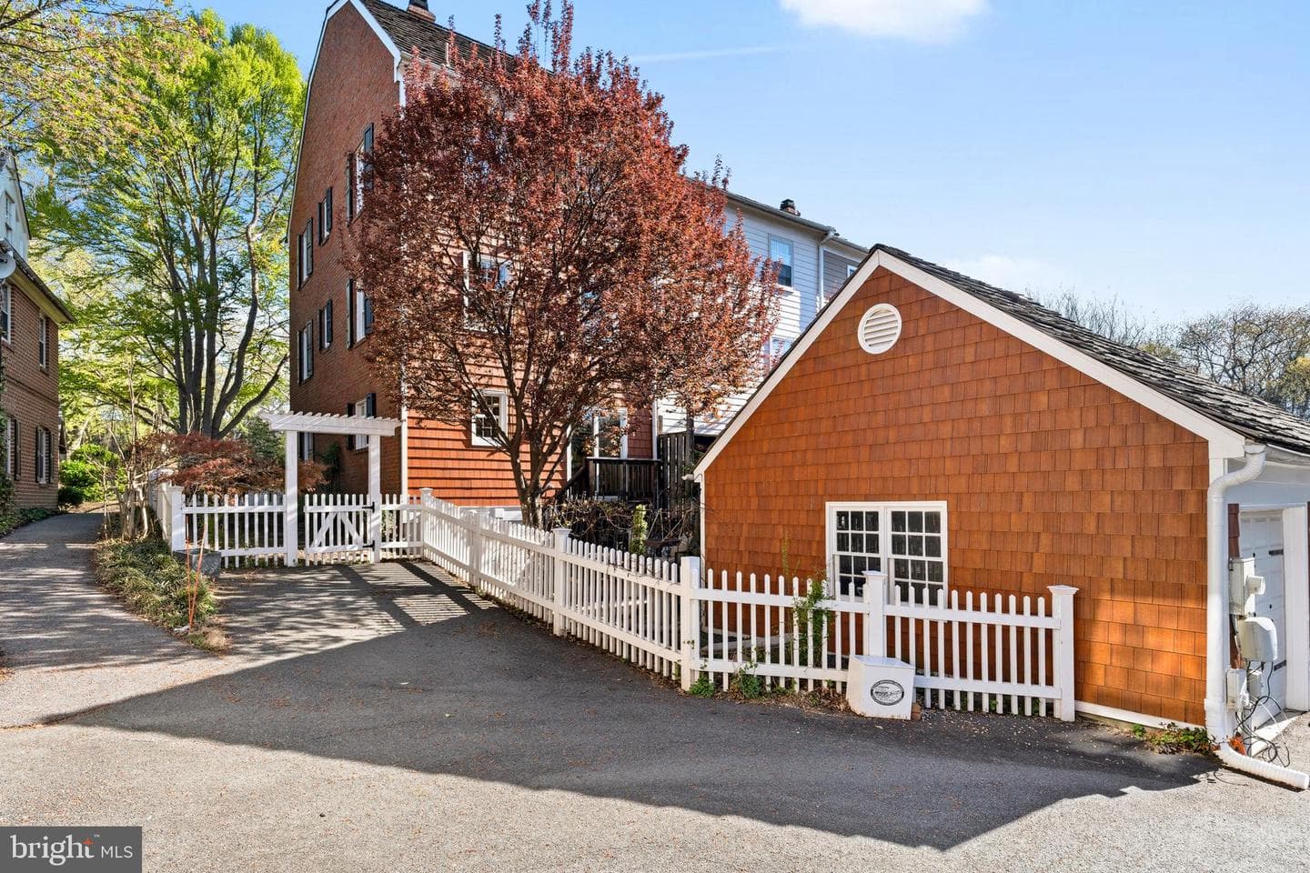 112 Kent Square Road photo 38