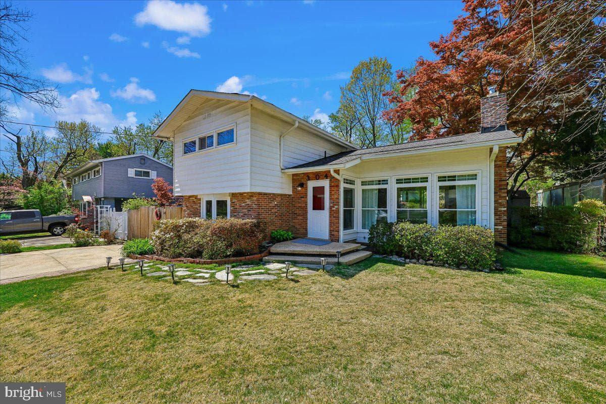 304 Twinbrook Parkway