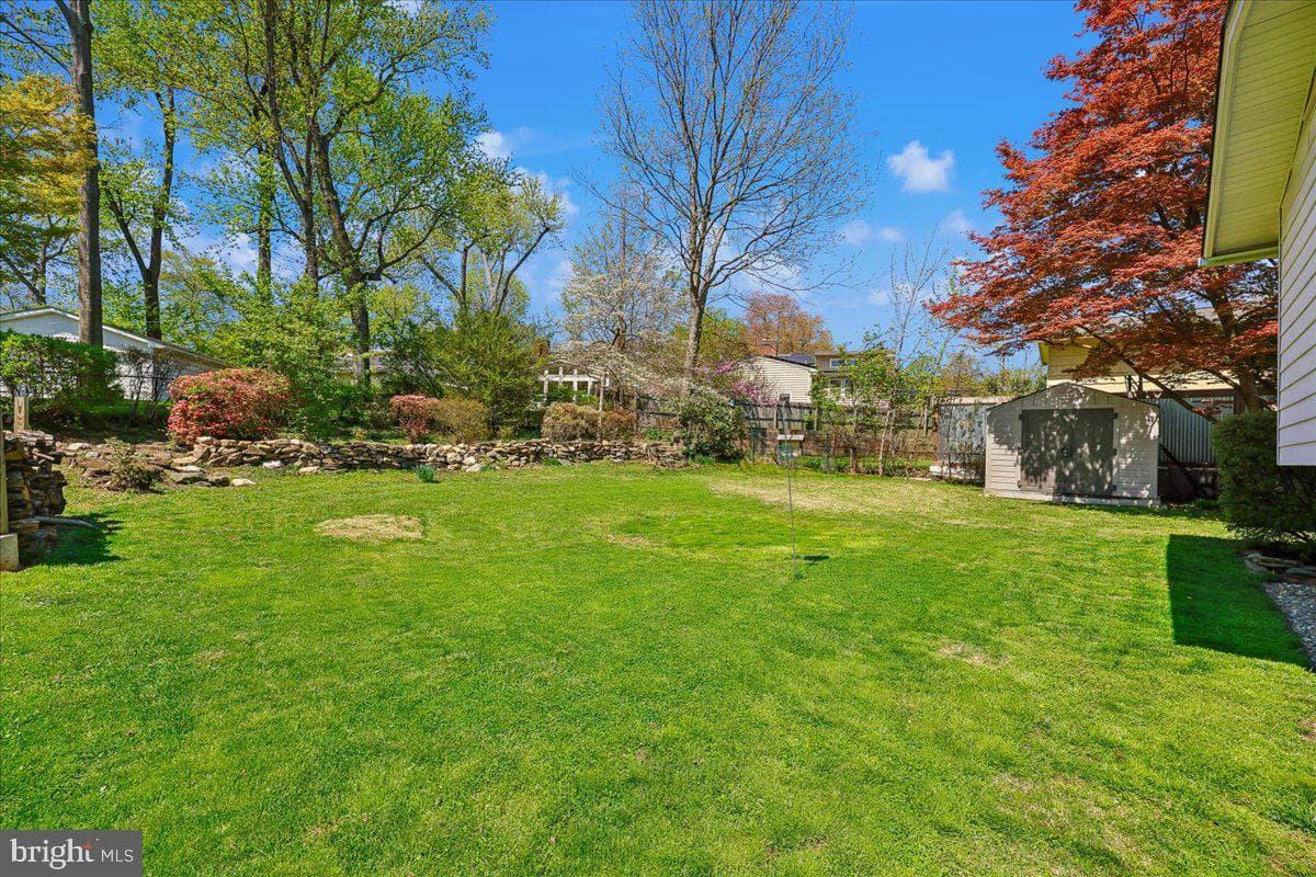 304 Twinbrook Parkway photo 33