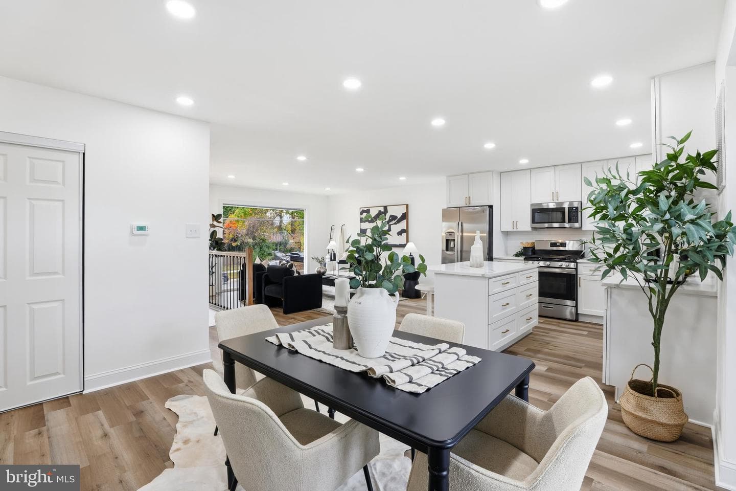 13801 Lionel Lane photo 10