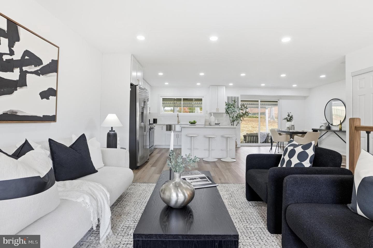 13801 Lionel Lane photo 8