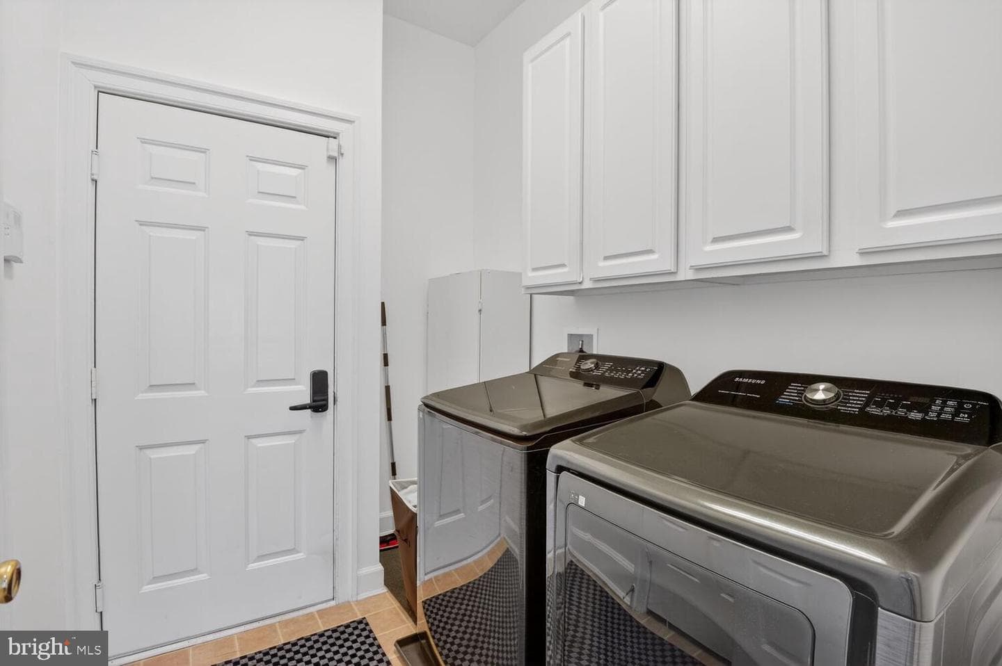 130 Lake Street photo 18