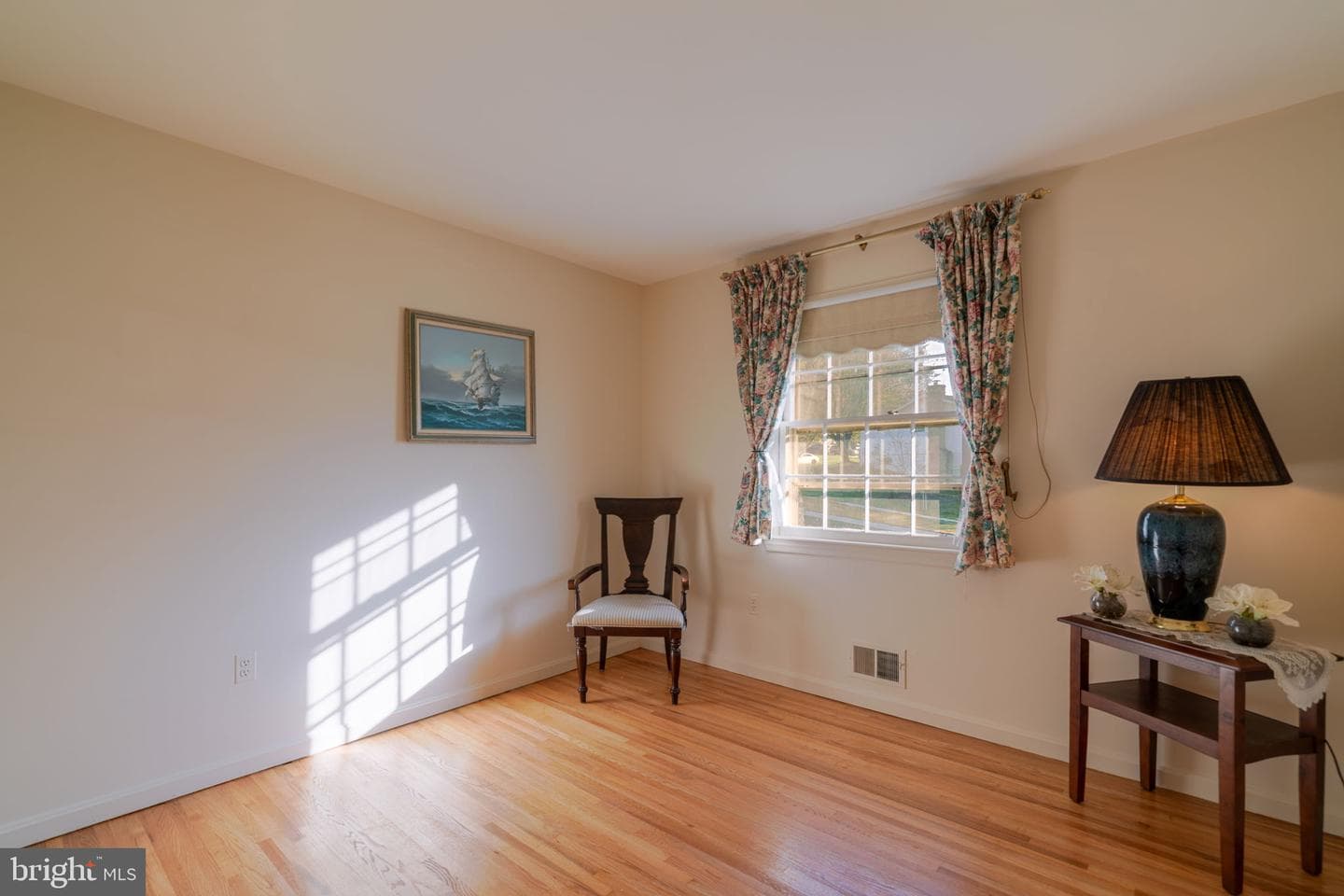 4709 Iris Place photo 28