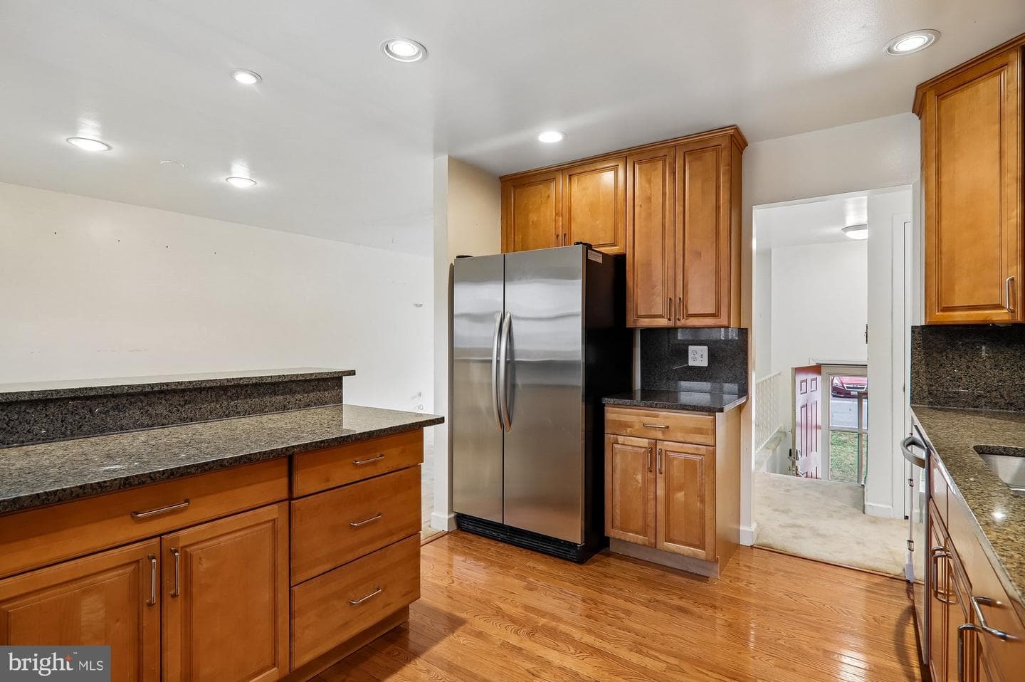 808 Johnson Avenue photo 8
