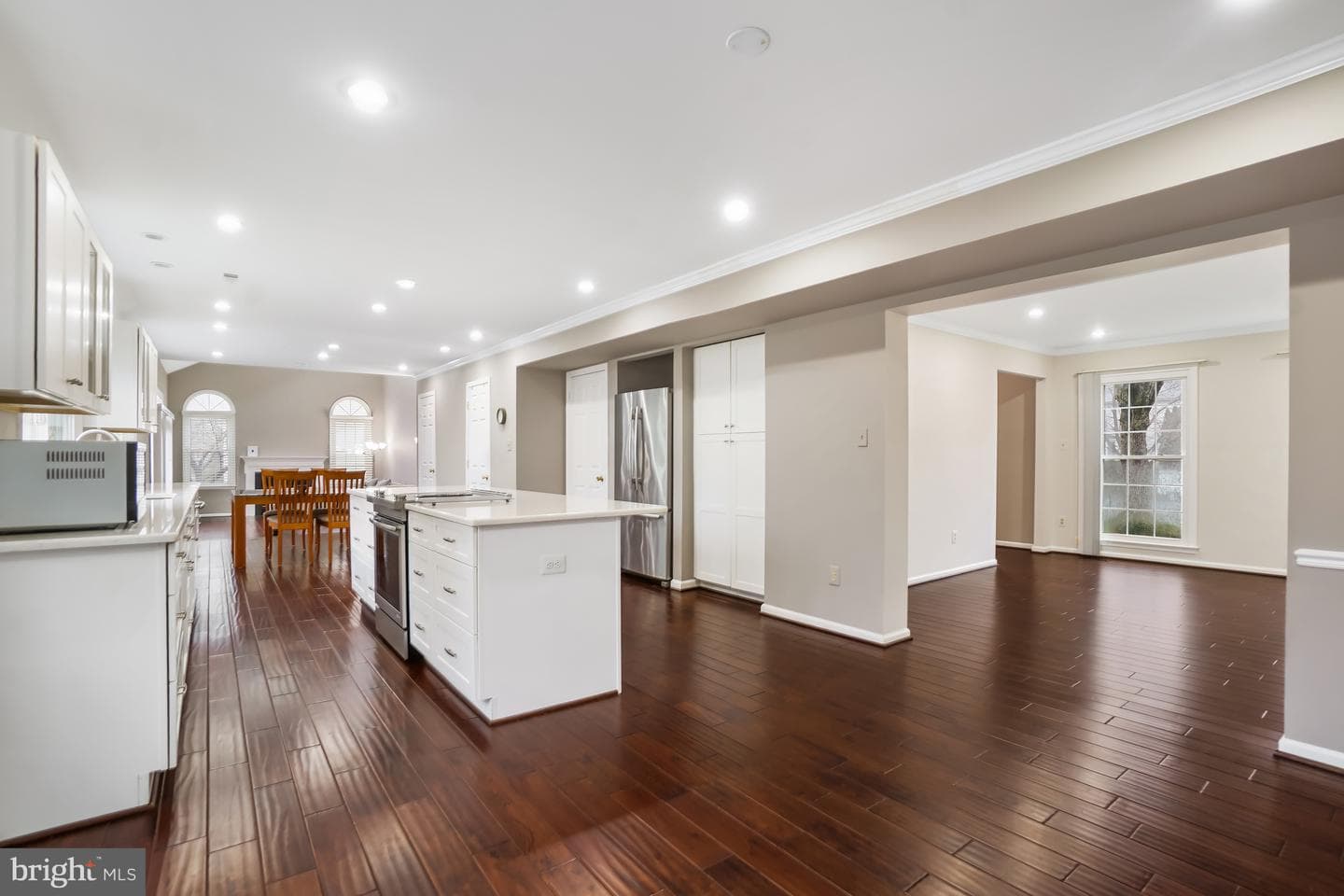 4 Leatherbark Court photo 14