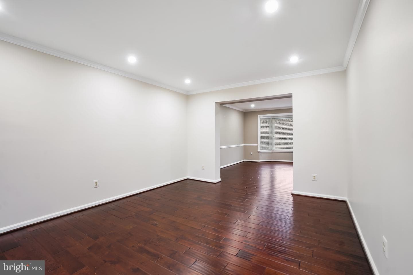 4 Leatherbark Court photo 9