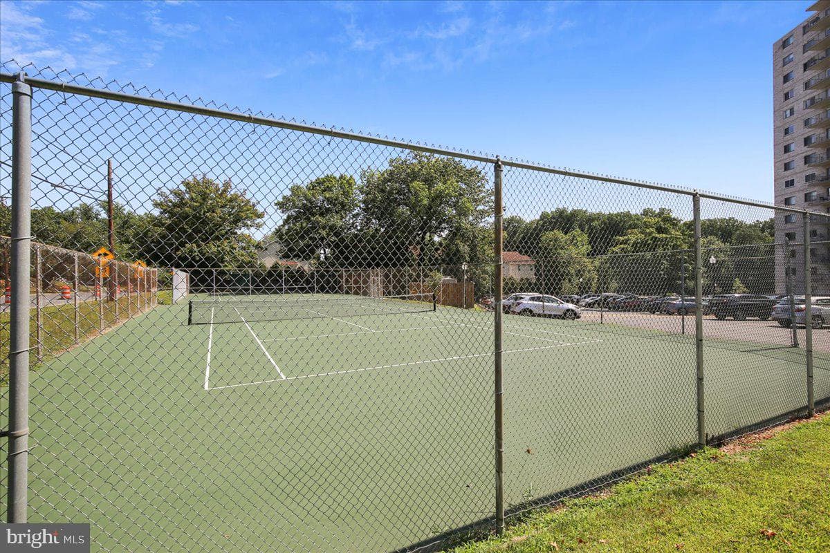 1111 University Boulevard W #1106-A photo 26
