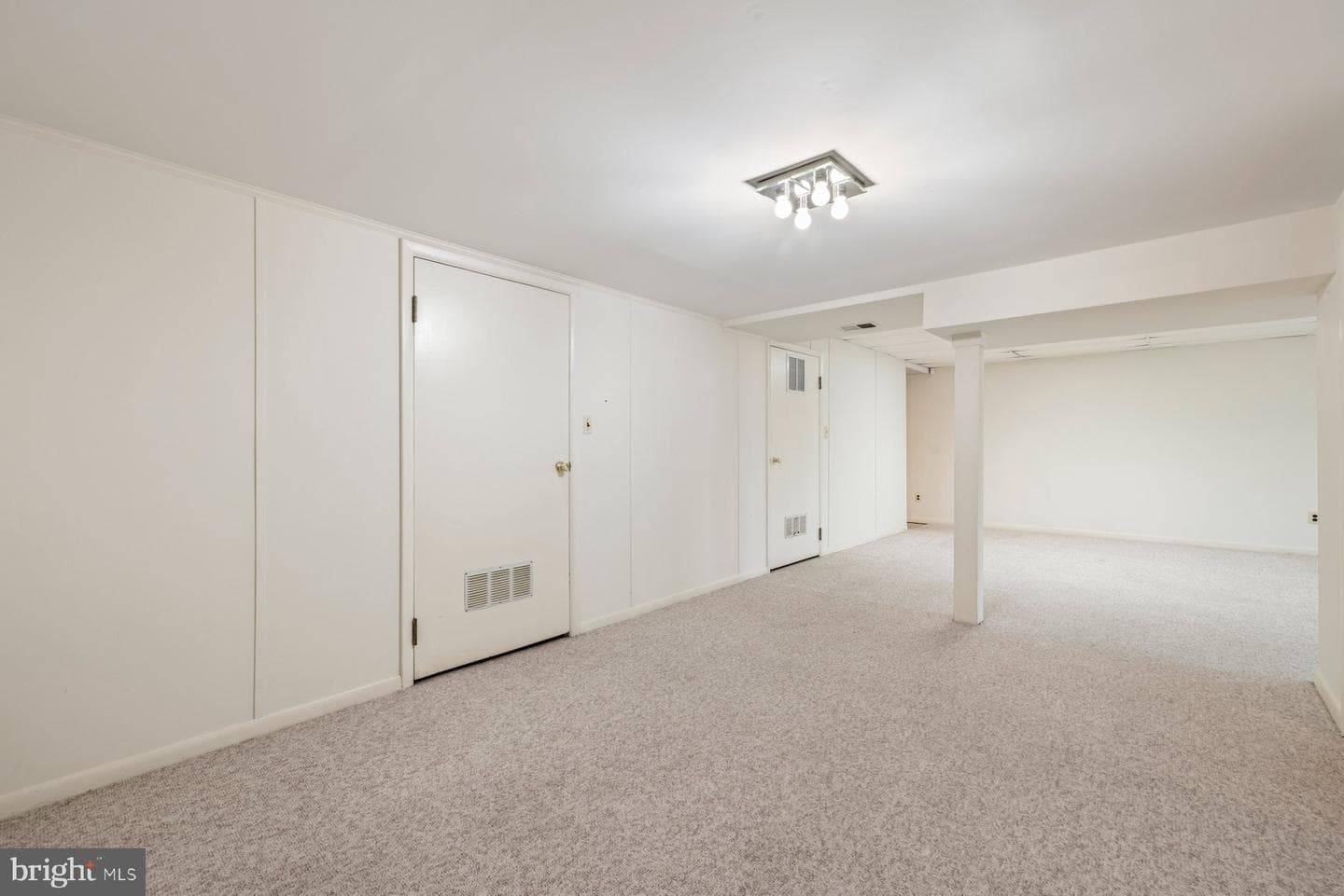 5205 Strathmore Avenue photo 37
