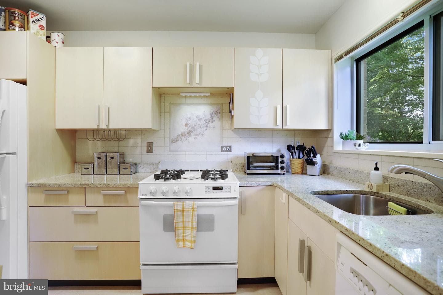 10607 Montrose Avenue #m-3 photo 11