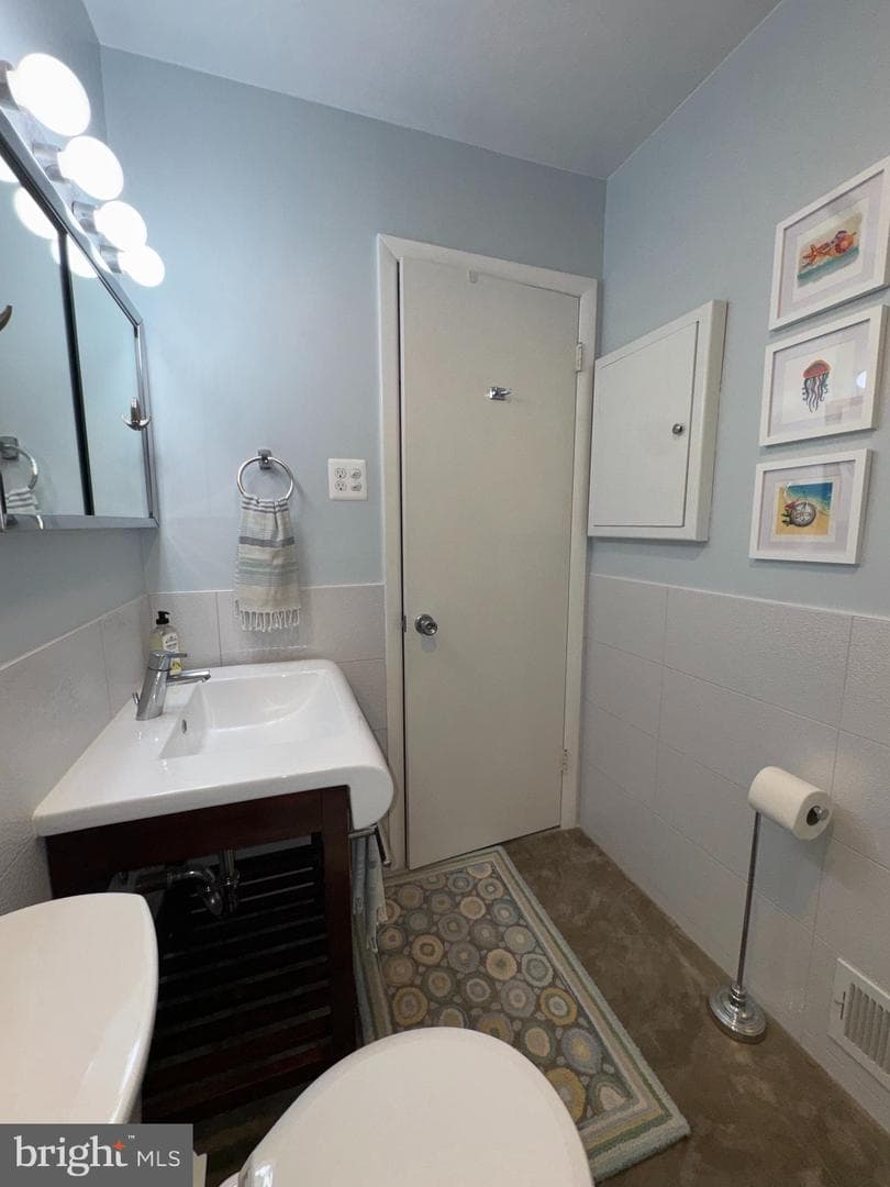 10607 Montrose Avenue #m-3 photo 36