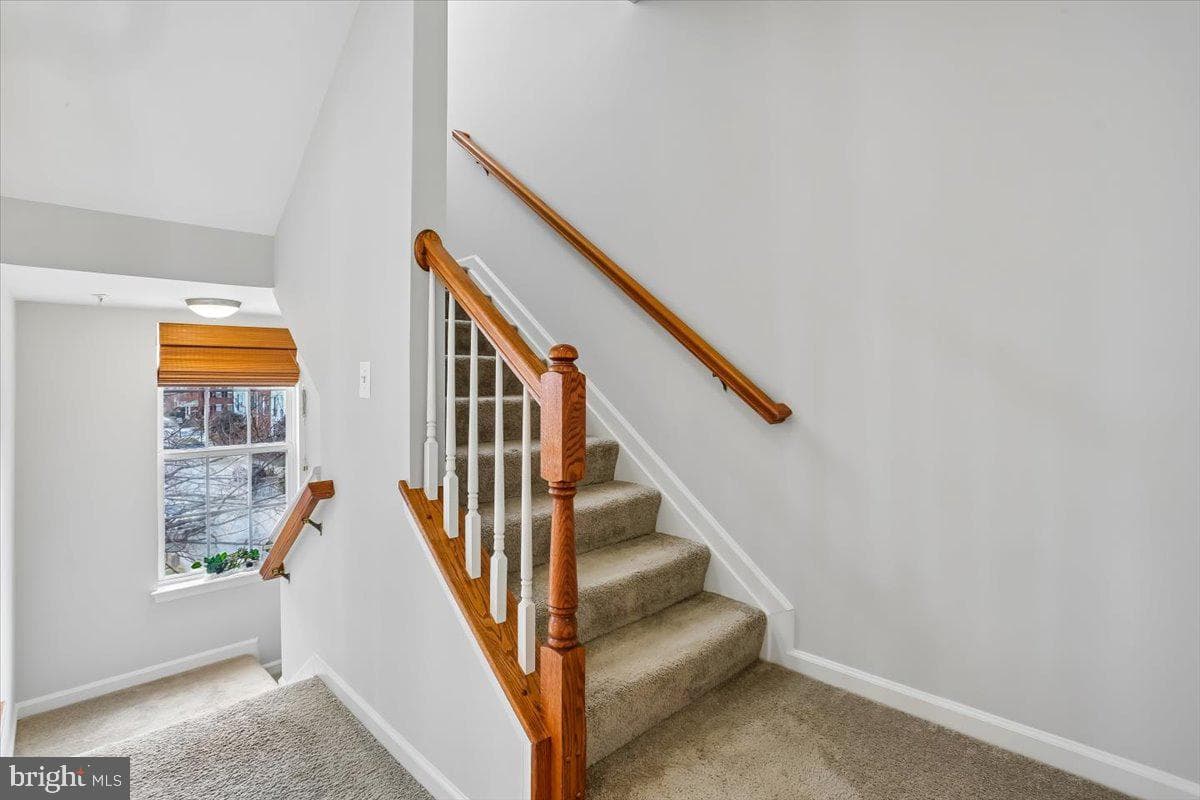 723 Main Street #723-B photo 5