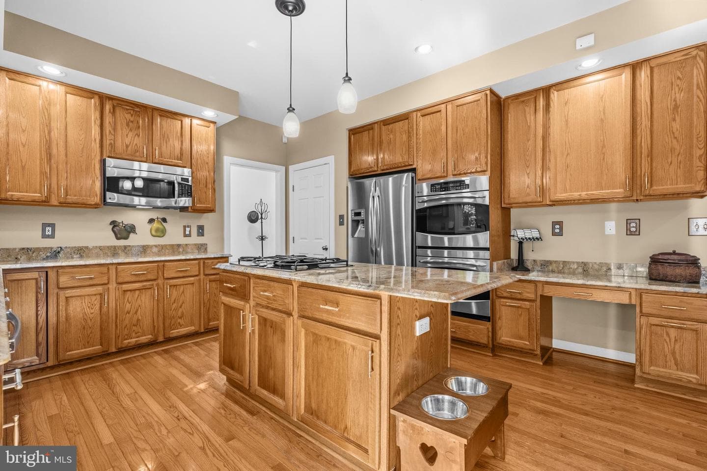 21527 Fox Field Circle photo 16