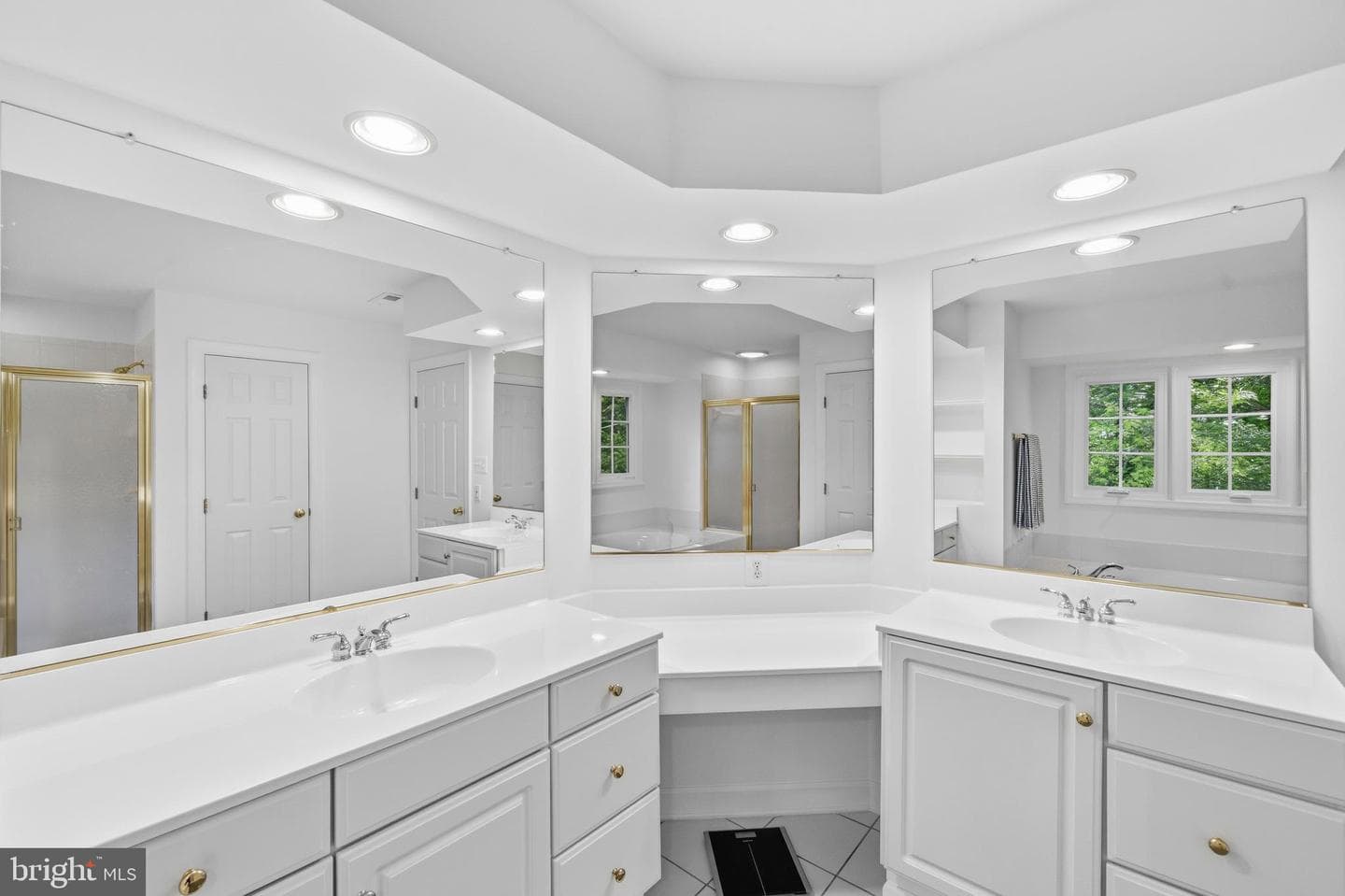 21527 Fox Field Circle photo 30