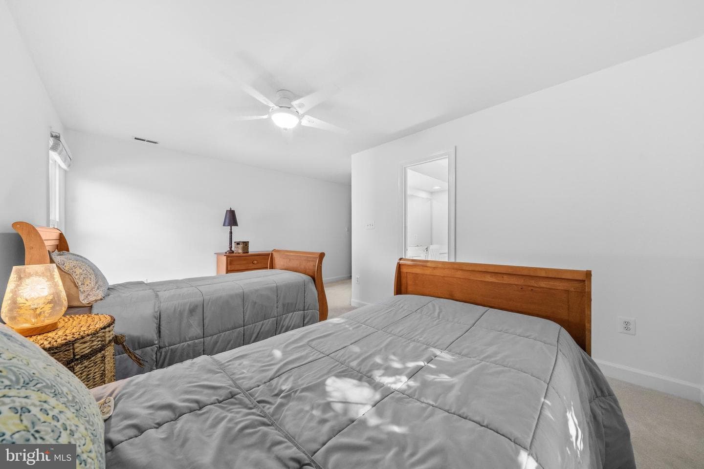 21527 Fox Field Circle photo 38