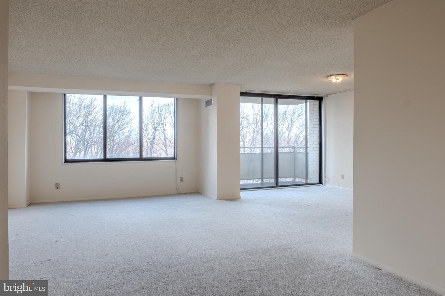 5225 Pooks Hill Road #1016n photo 3