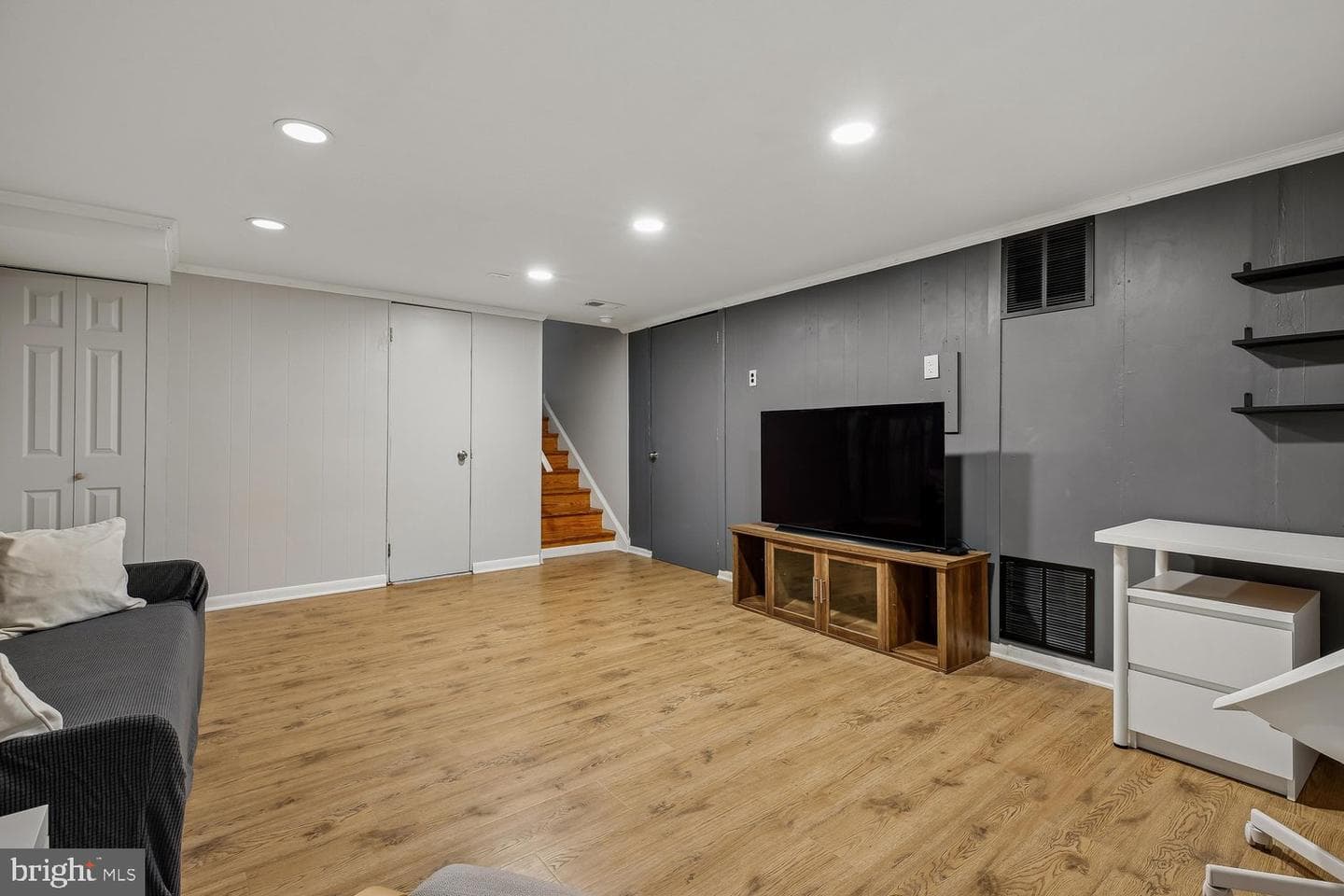 13714 Drake Drive photo 57