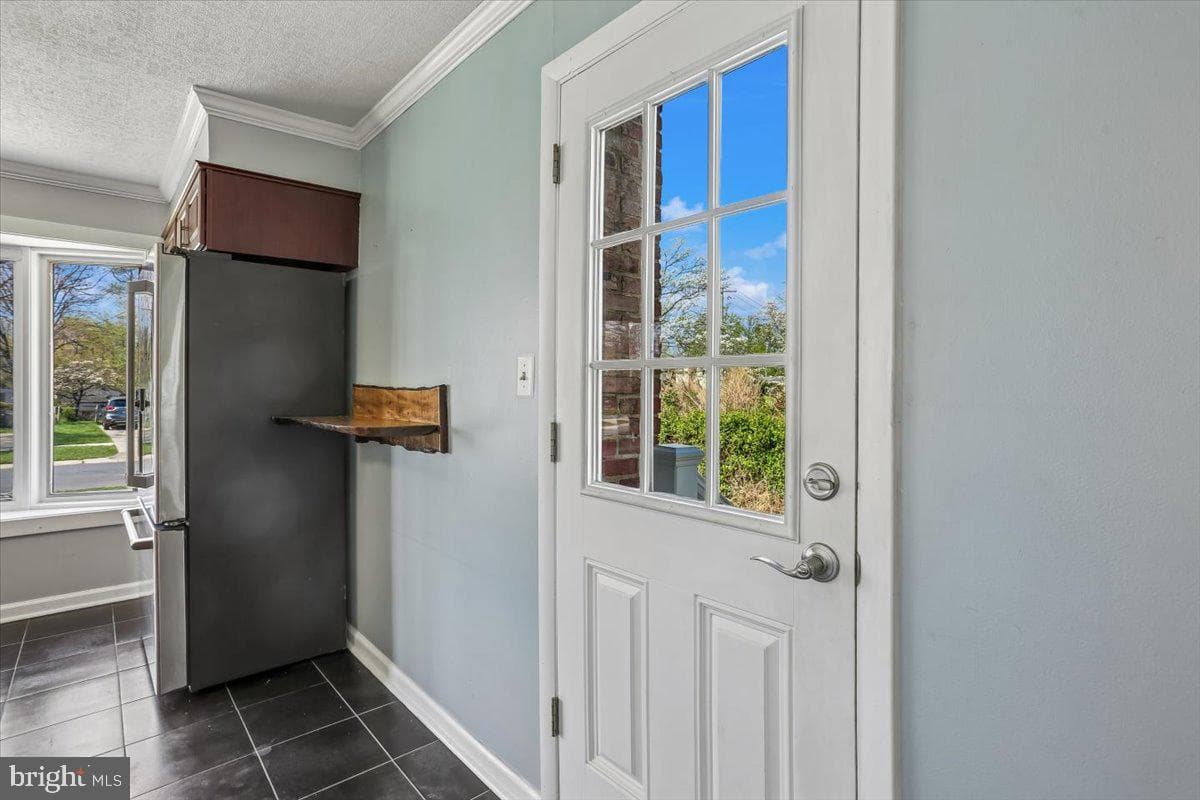 4423 Renn Street photo 21