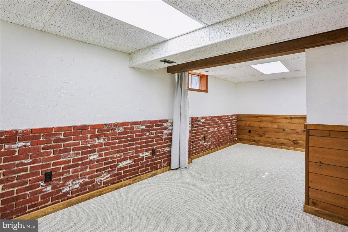 4423 Renn Street photo 61