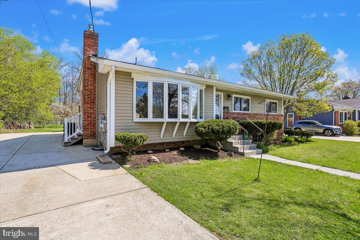 4423 Renn Street photo 77