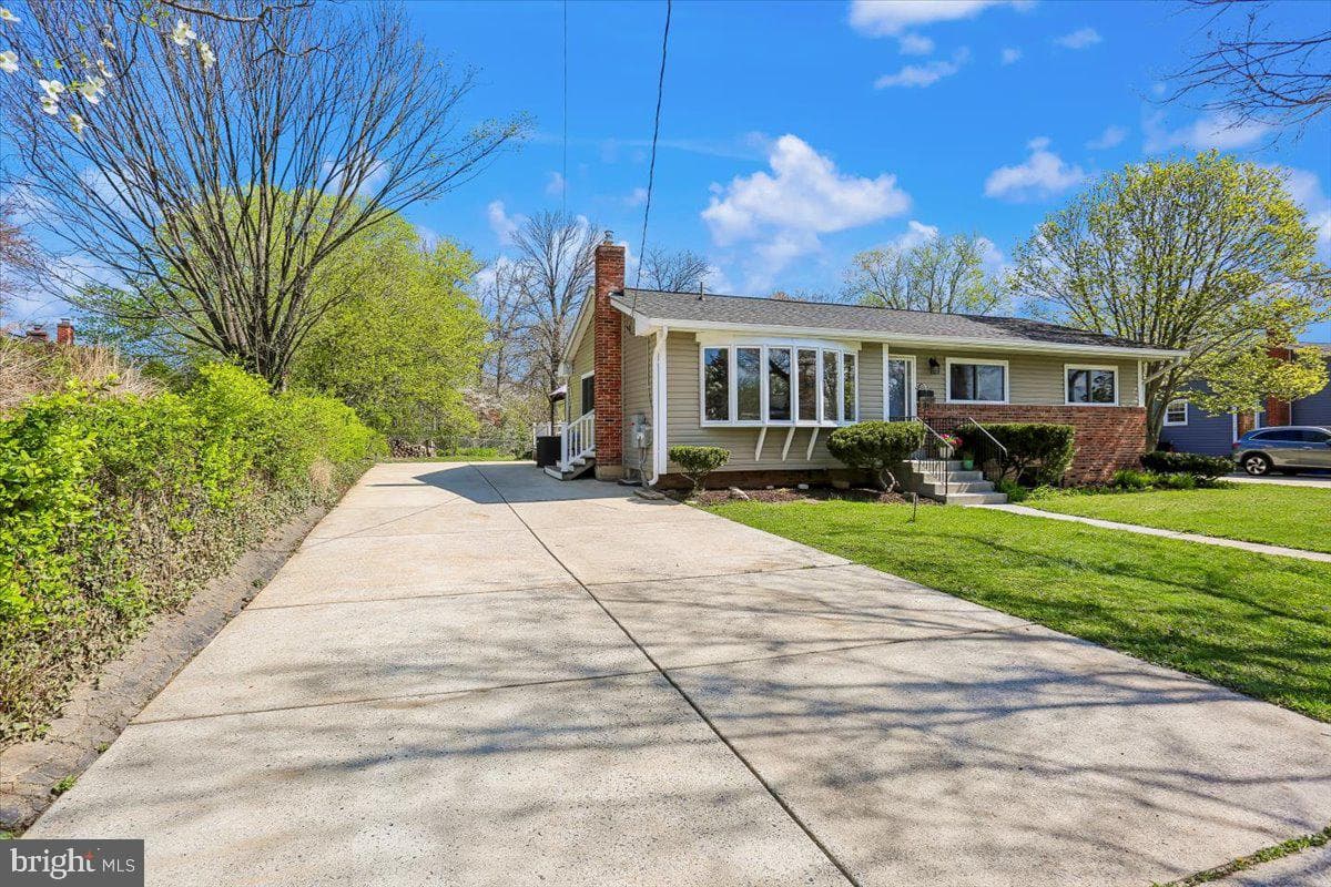 4423 Renn Street photo 78