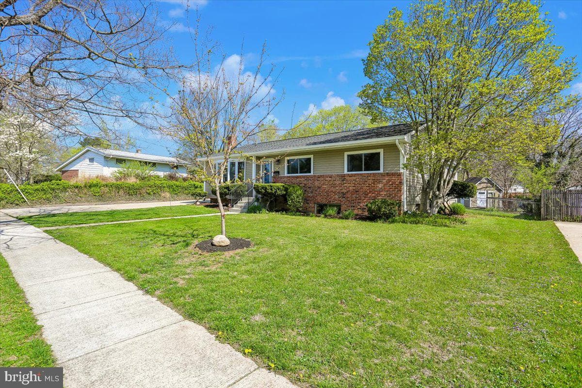 4423 Renn Street photo 81