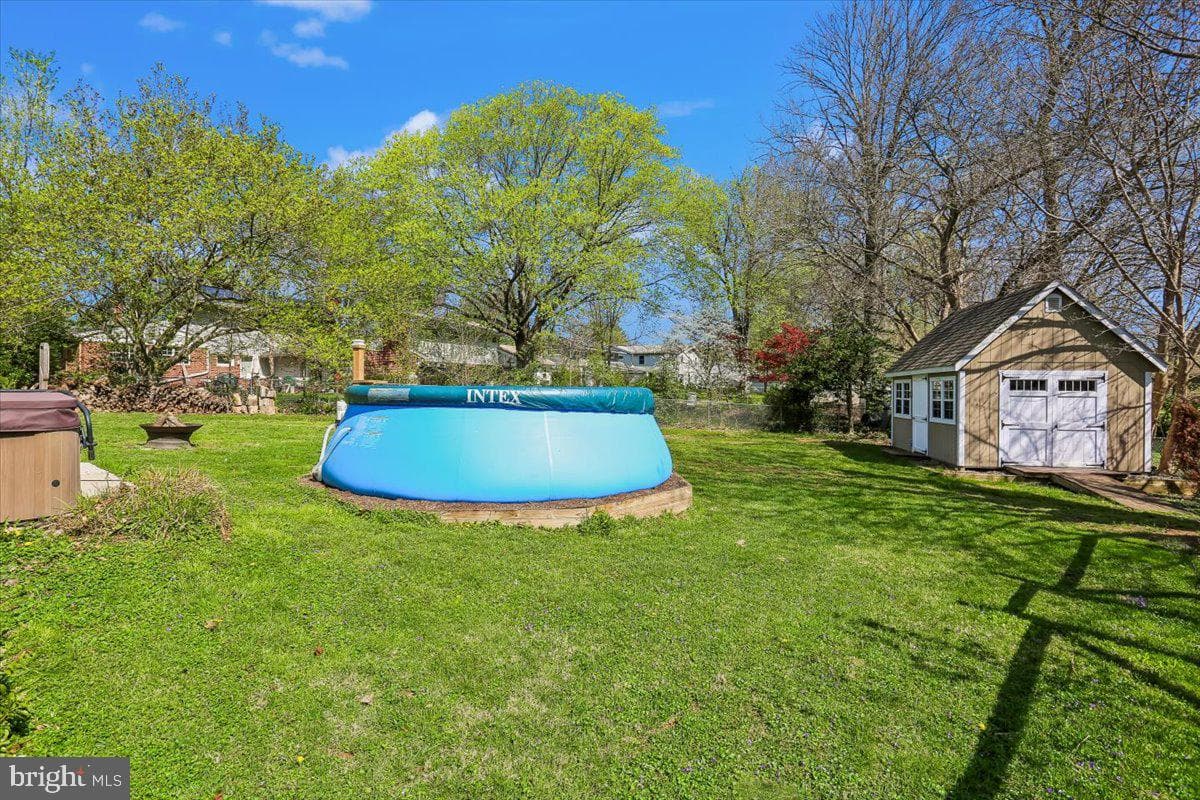 4423 Renn Street photo 87