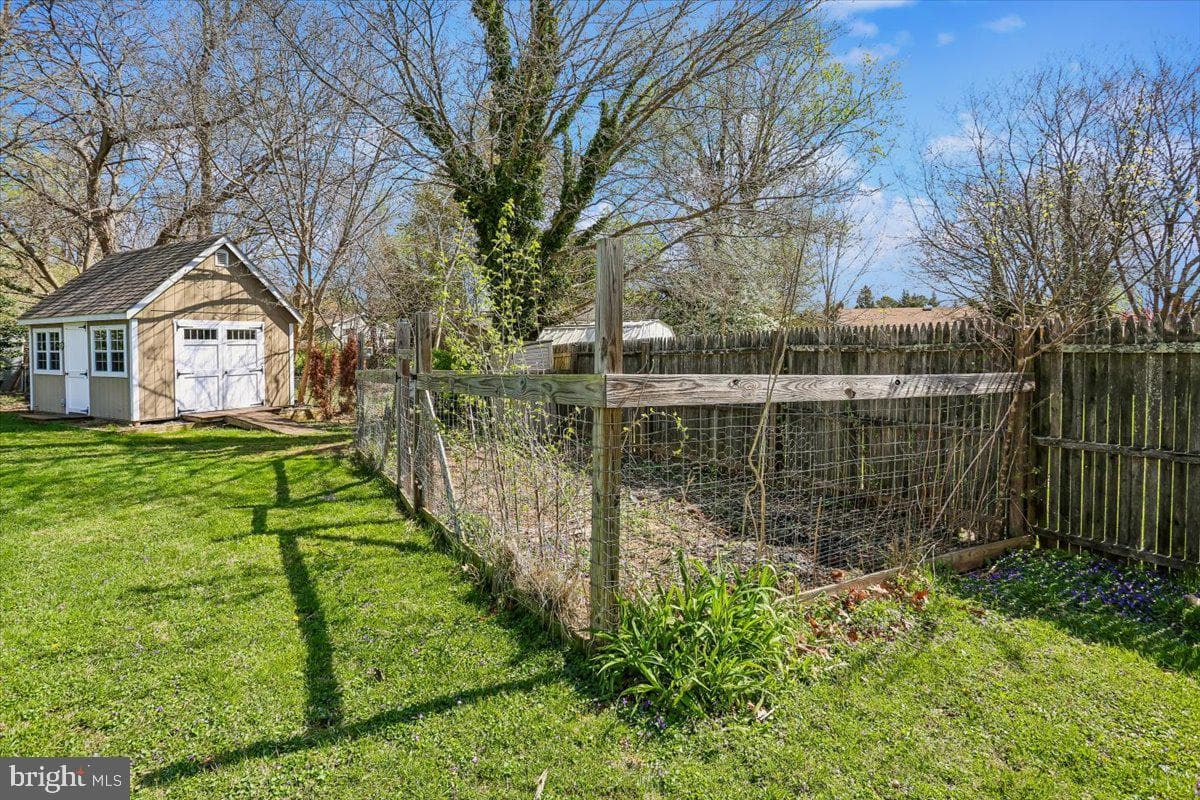 4423 Renn Street photo 88